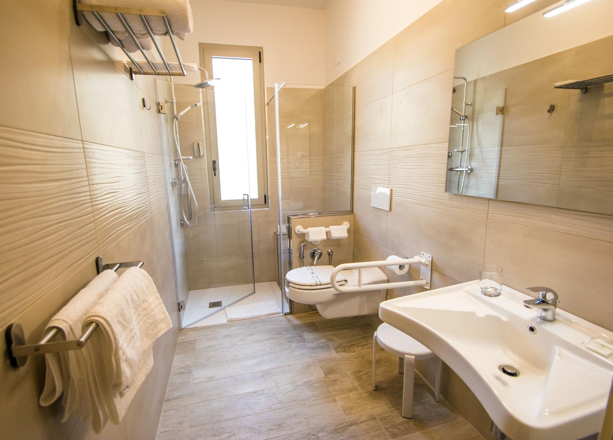 סקנדיצ'י Hotel Perlage Florence מראה חיצוני תמונה