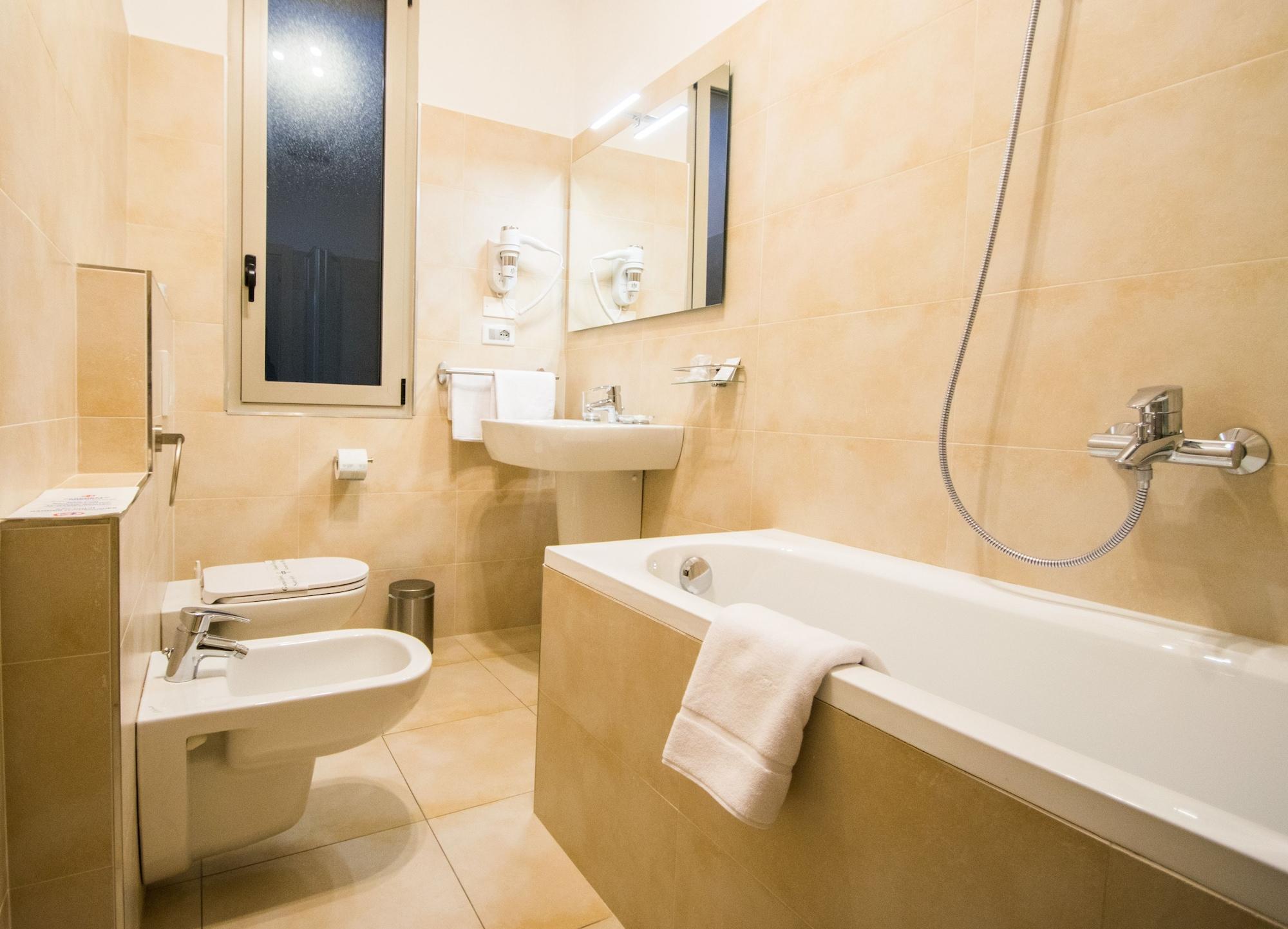 סקנדיצ'י Hotel Perlage Florence מראה חיצוני תמונה