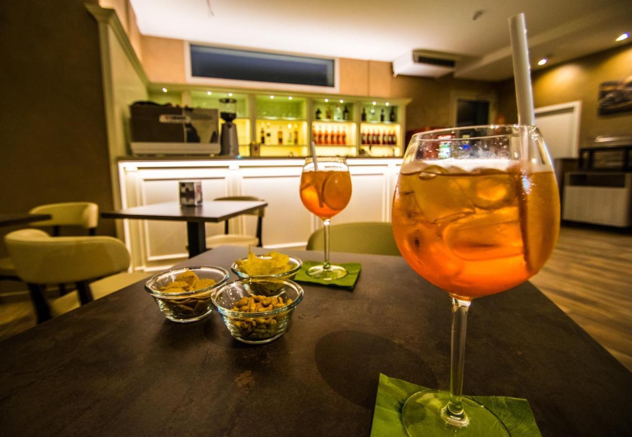 סקנדיצ'י Hotel Perlage Florence מראה חיצוני תמונה