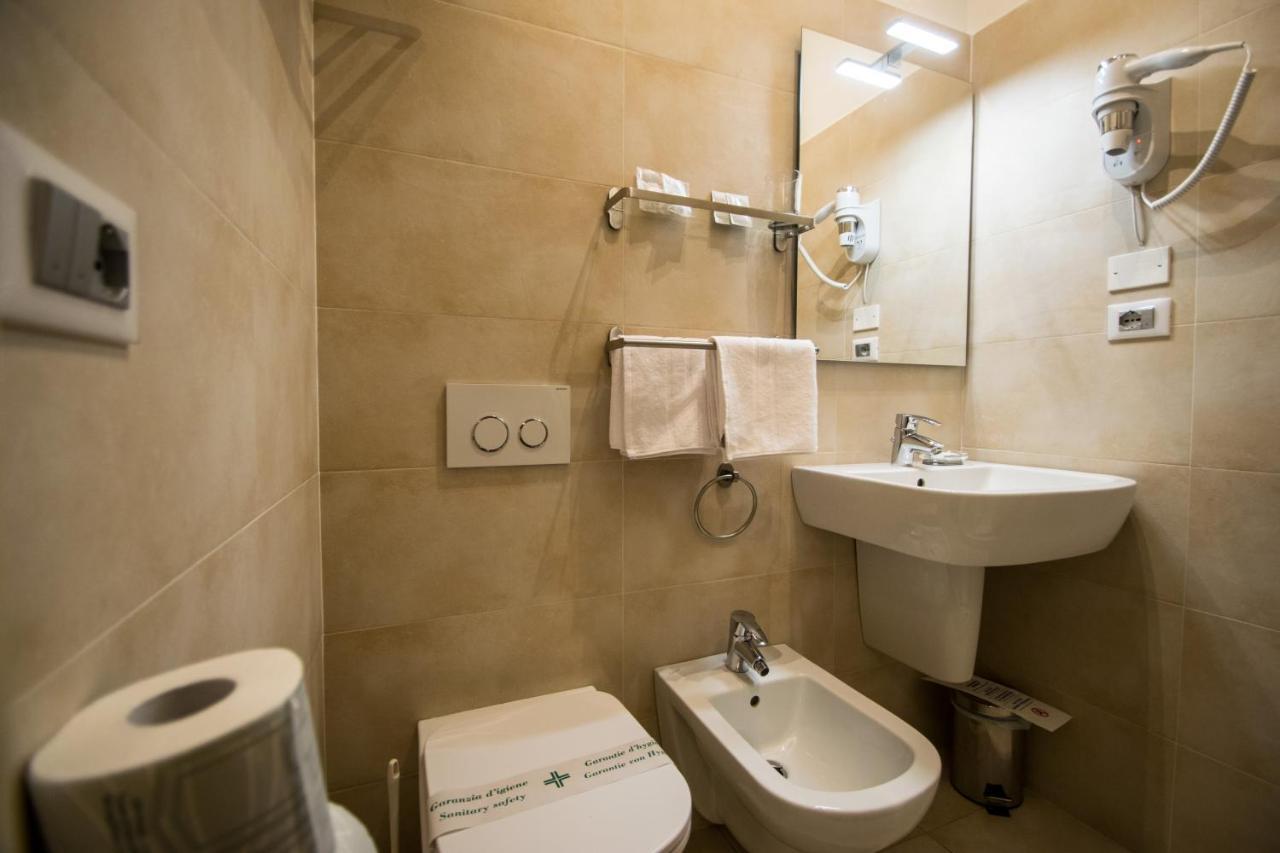 סקנדיצ'י Hotel Perlage Florence מראה חיצוני תמונה